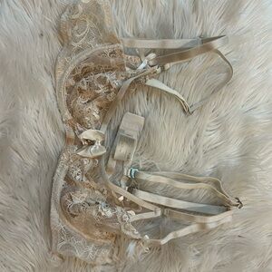 Dreamy goddess vibes bra 32 B 🪽